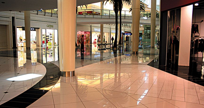 CENTRE COMMERCIAL “GRANADA MALL” CENTRE COMMERCIAL “GRANADA MALL”