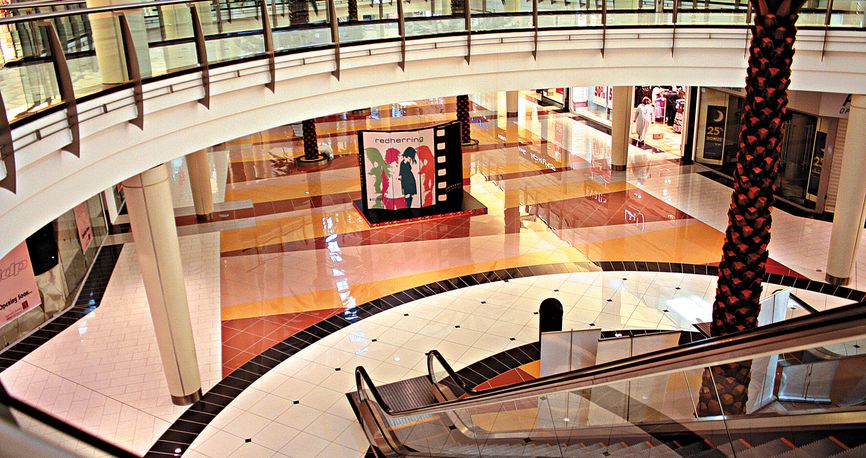 CENTRE COMMERCIAL “GRANADA MALL” CENTRE COMMERCIAL “GRANADA MALL”